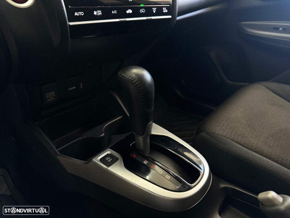 Honda Jazz 1.3 I-VTEC Eleg.+Con.Navi CVT - 22