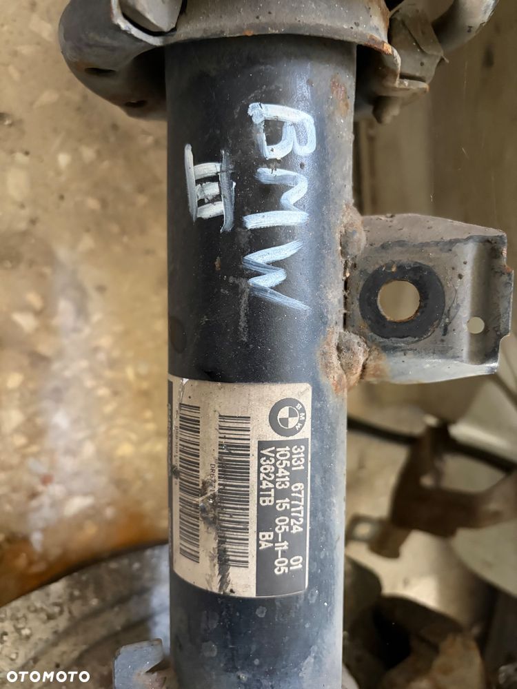Oryginalny Amortyzator Przód Prawy BMW 3 E90 E91 E92 SACHS 6771724 - 2