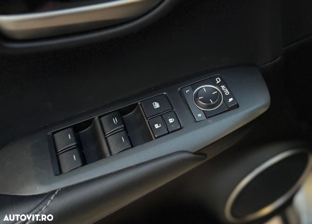 Lexus Seria NX - 4