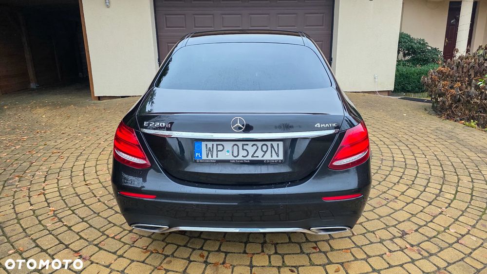 Mercedes-Benz Klasa E 220 d 4-Matic AMG - 6