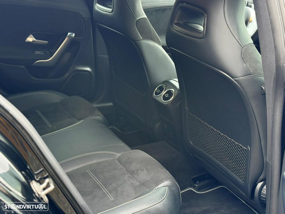 Mercedes-Benz CLA 220 d Shooting Brake AMG Line Aut. - 19