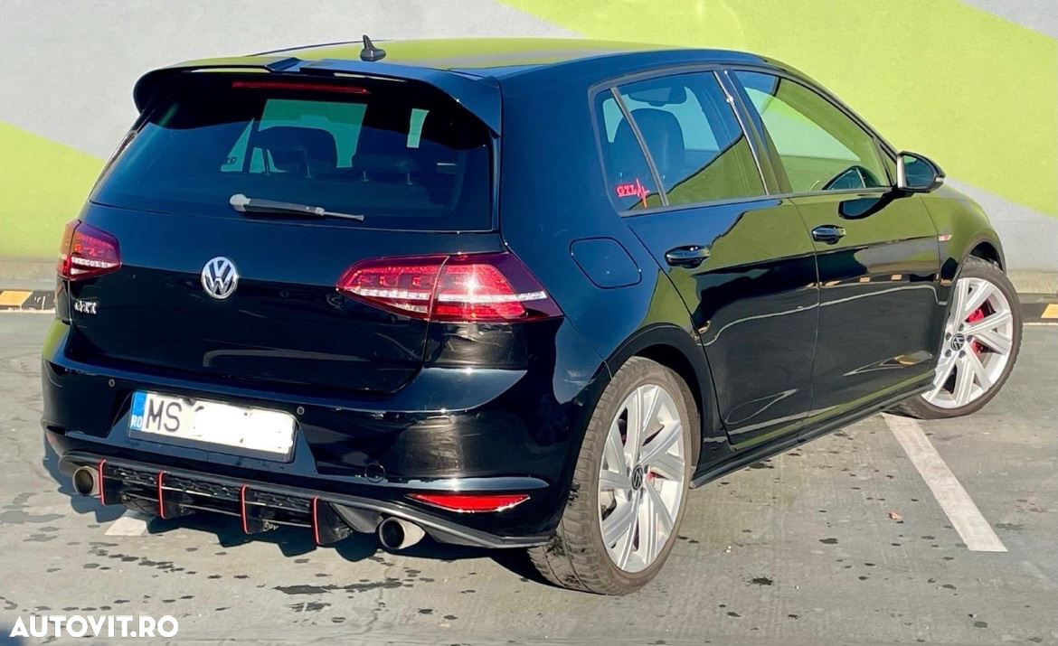 Volkswagen Golf 2.0 TSI BMT GTI - 3