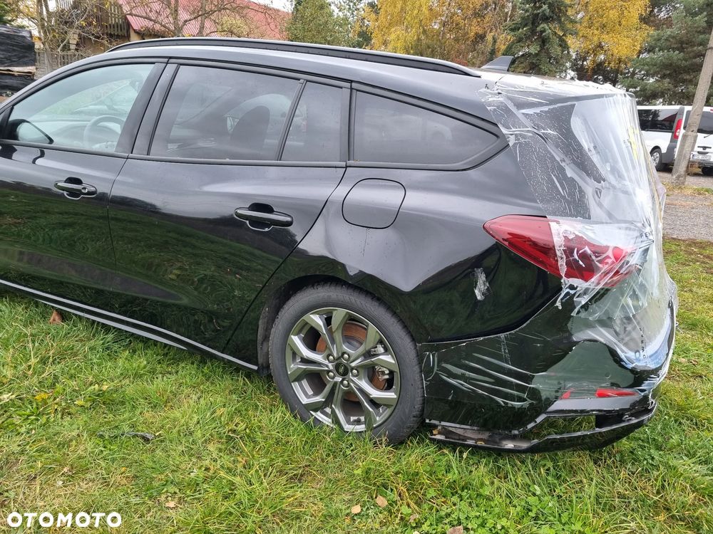 Ford Focus 1.5 EcoBlue Start-Stopp-System ST-LINE - 10