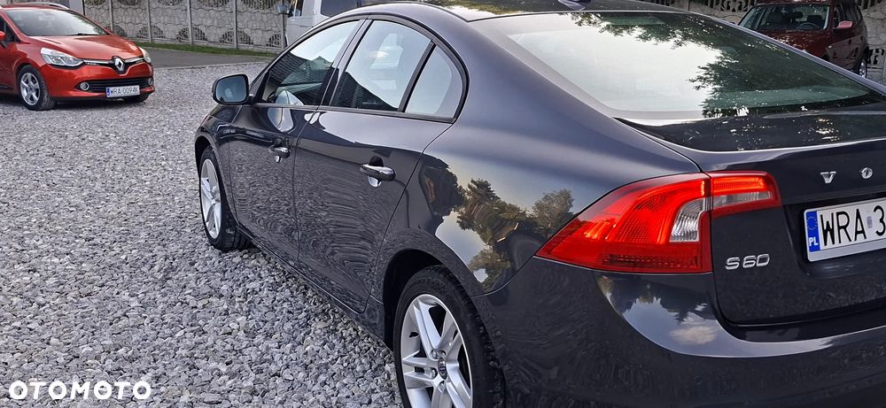 Volvo S60 T3 Kinetic - 6
