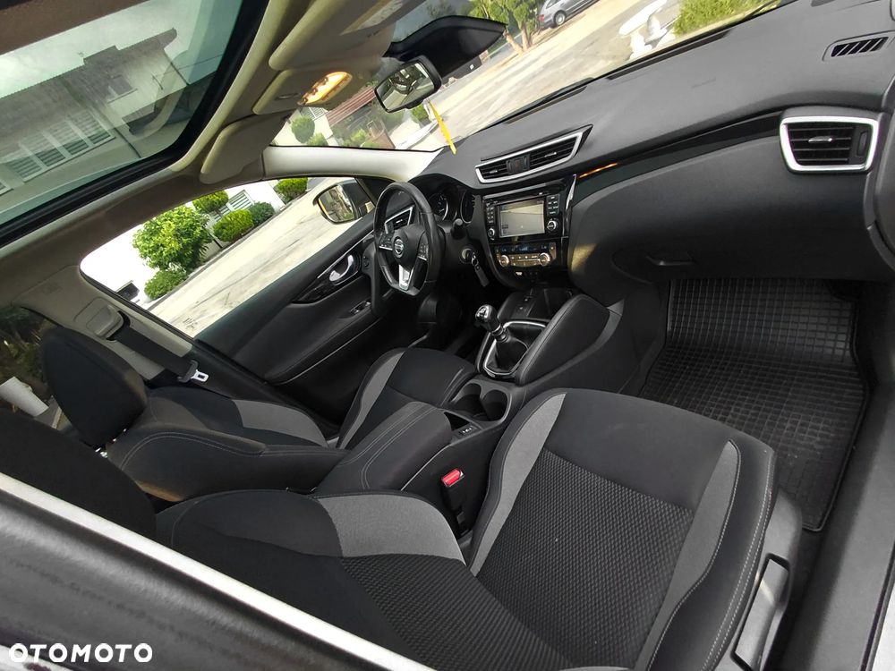 Nissan Qashqai - 18