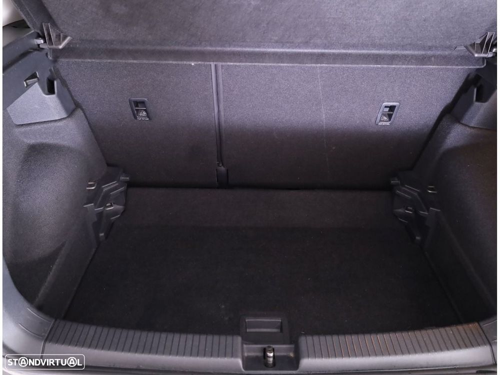 VW T-Cross 1.0 TSI Life - 11