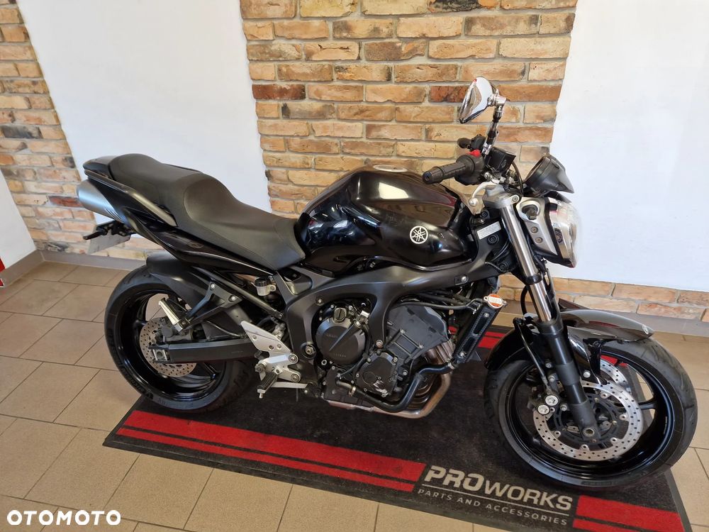 Yamaha FZ6 - 11