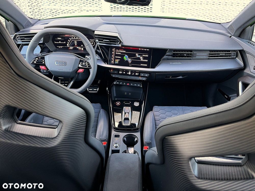 Audi RS3 Limousine - 5