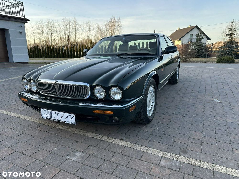 Jaguar XJ - 3