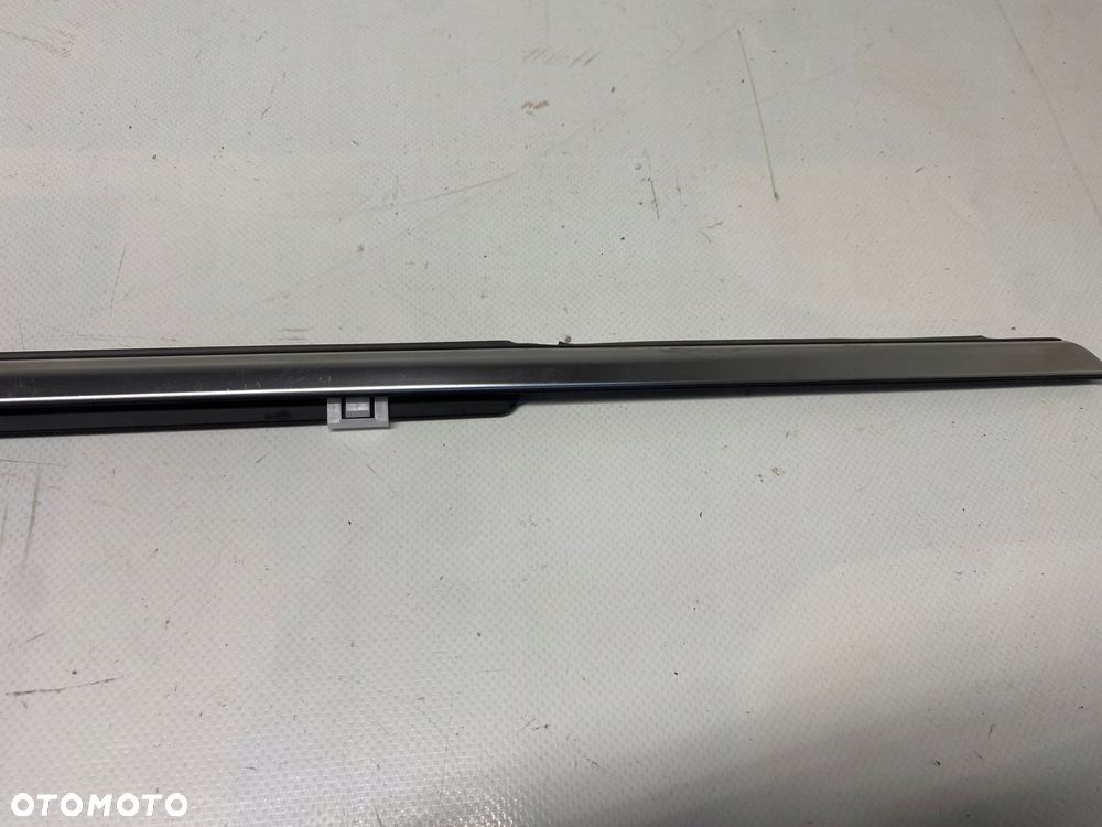 KIA XCEED X CEED LISTWA DRZWI PARAPET CHROM PRAWY PRZÓD PRZEDNIA 17-25 - 4