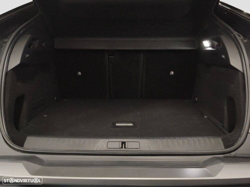 Peugeot 3008 1.2 Hybrid Allure e-DCS6 - 36