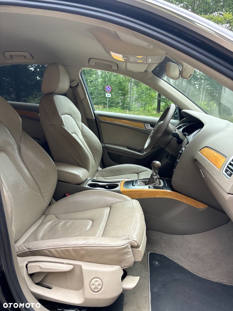 Audi A4 Limousine - 18