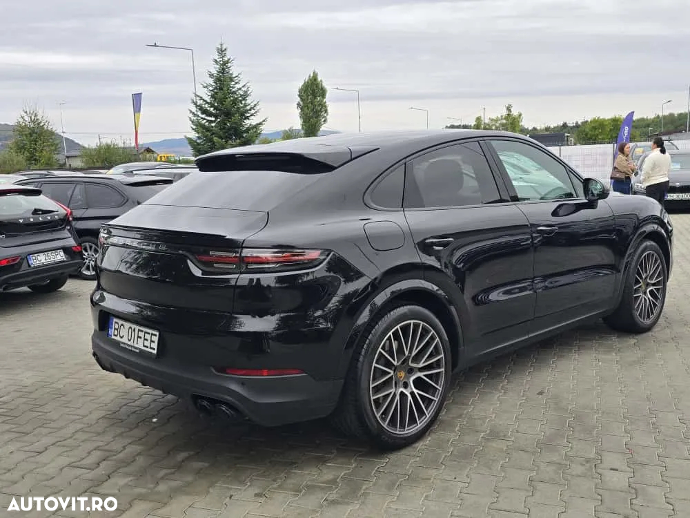 Porsche Cayenne Coupe Tiptronic S Platinum Edition - 4