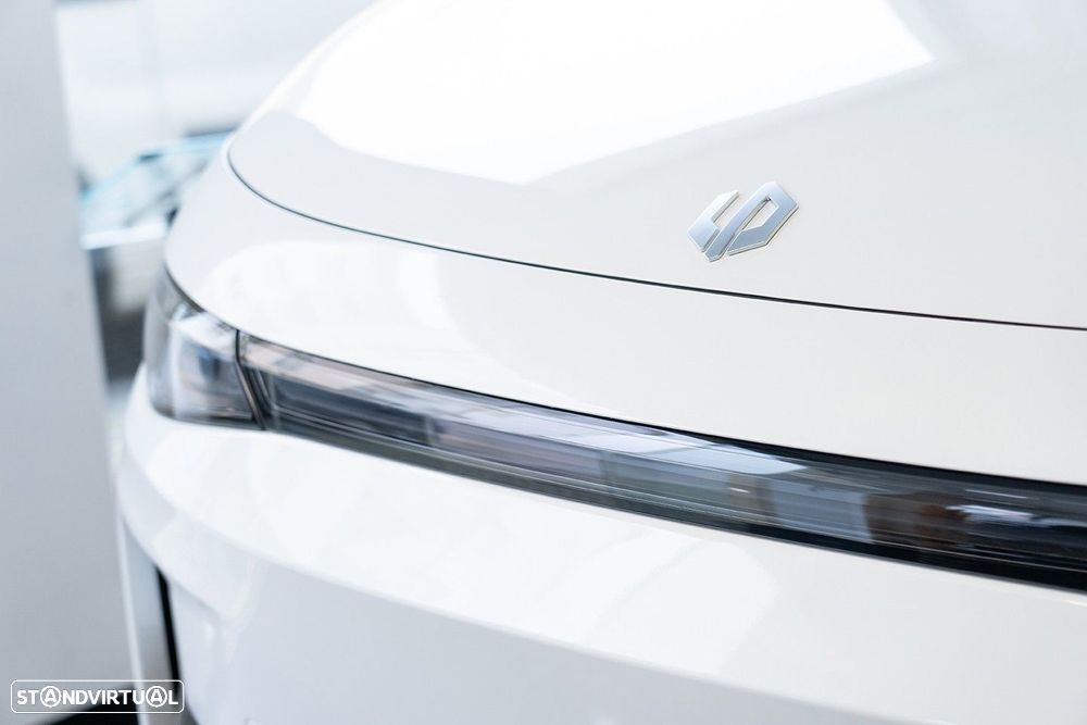 Leapmotor C10 28.4 kWh REEV Design - 8