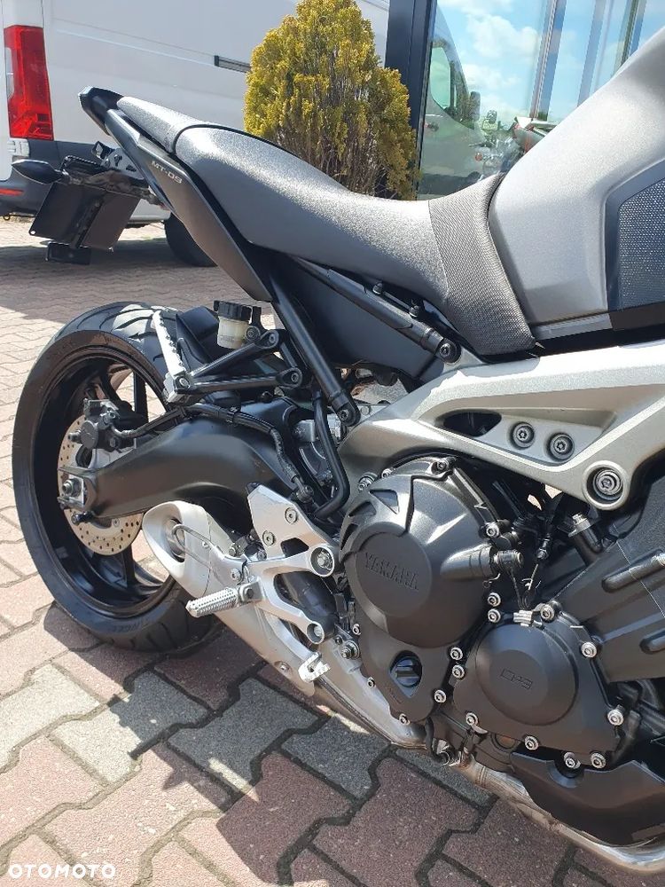 Yamaha MT - 7