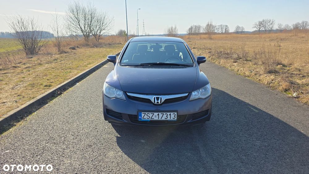 Honda Civic 1.8 Comfort - 2