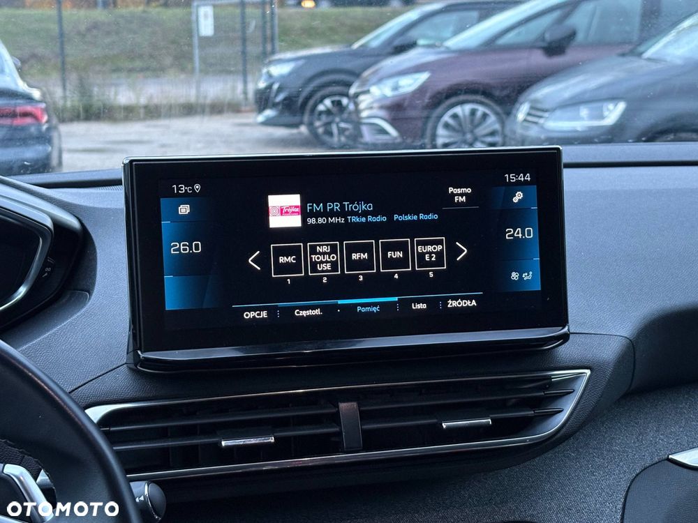 Peugeot 3008 1.2 PureTech Allure S&S EAT8 - 21