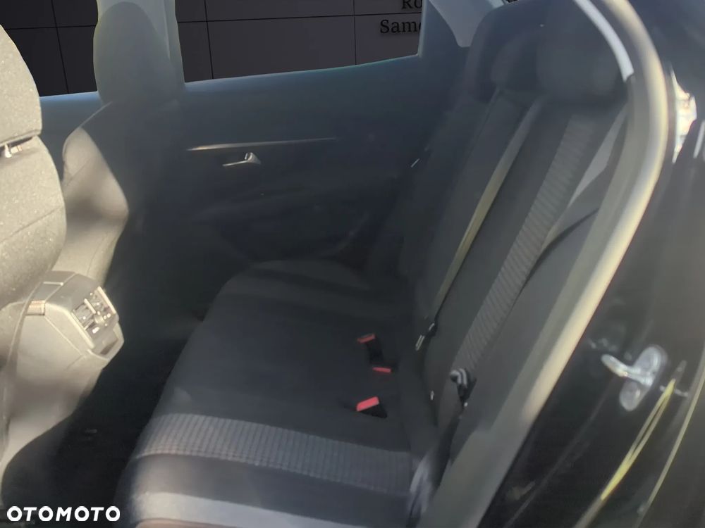 Peugeot 3008 1.2 PureTech Allure S&S EAT6 - 13