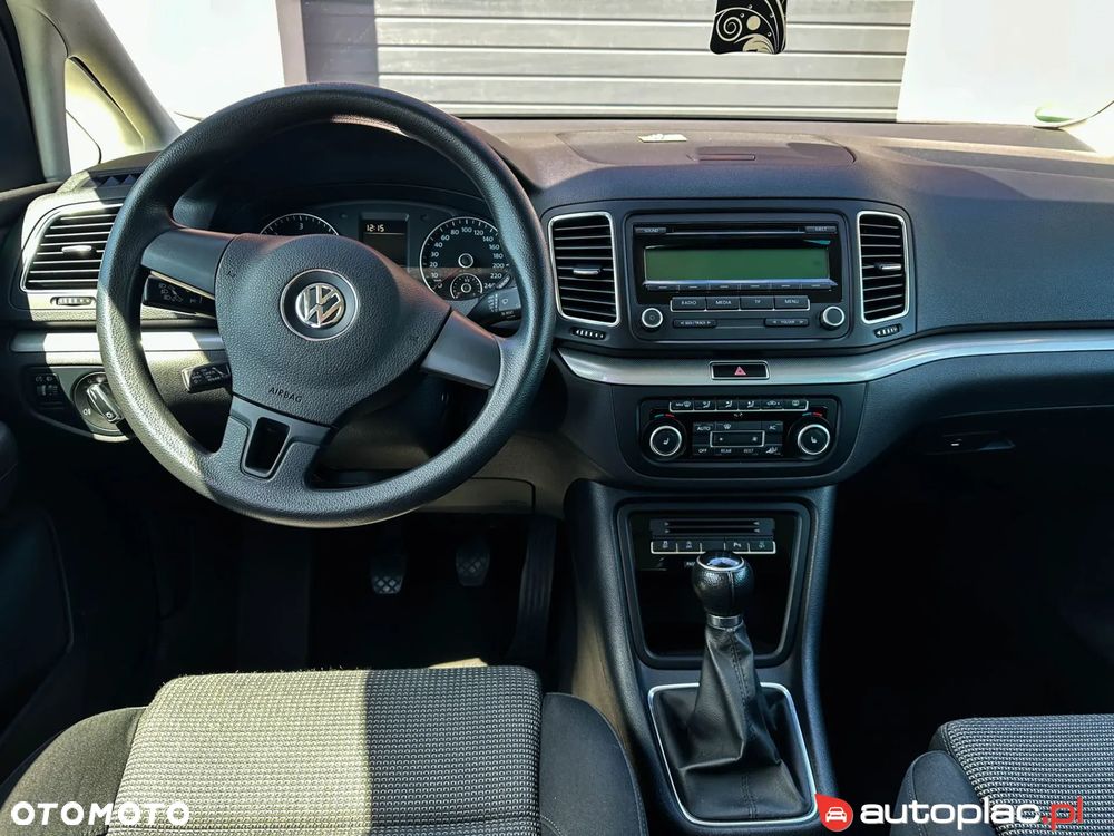 Volkswagen Sharan - 26