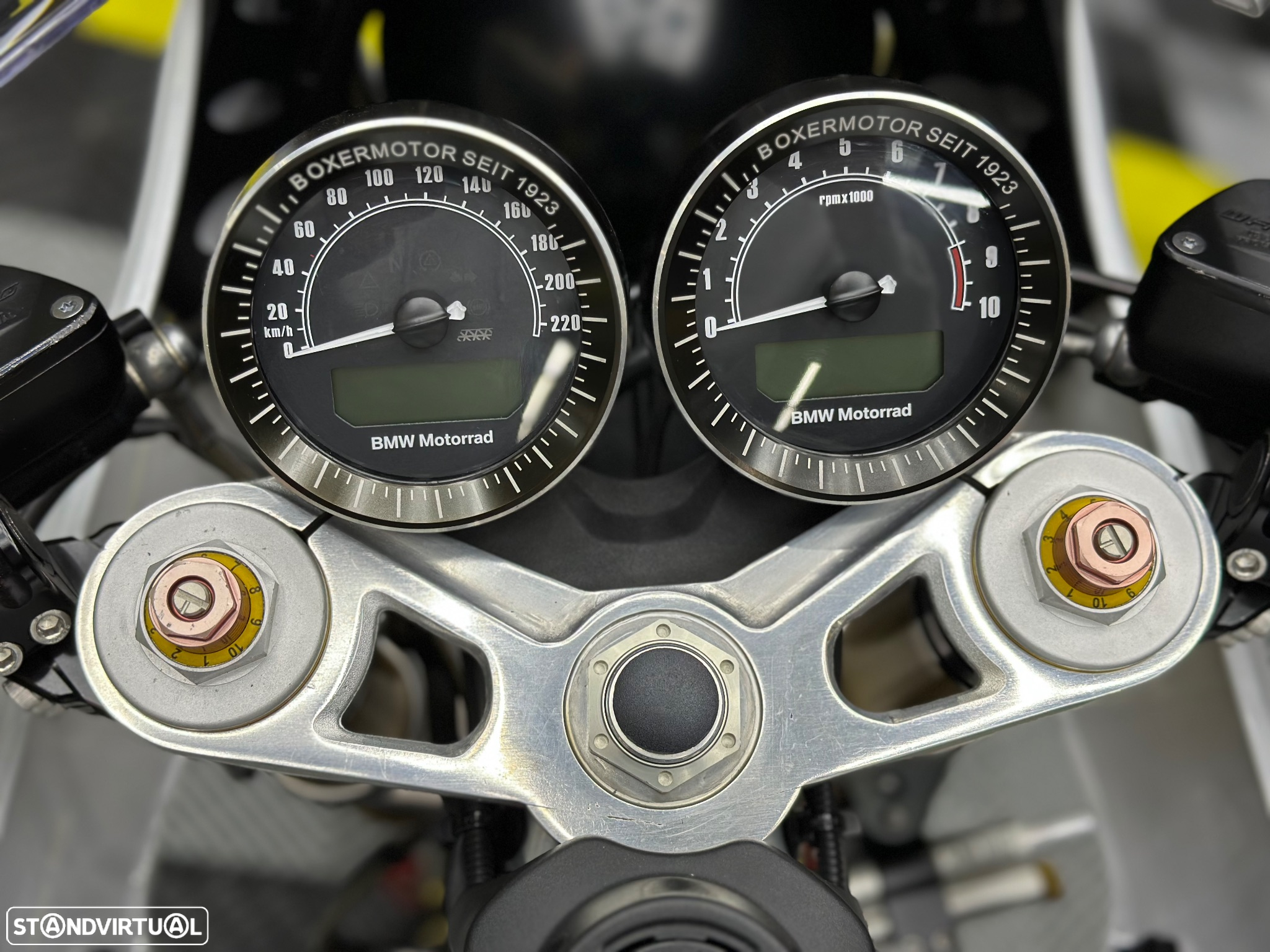 BMW R nineT - 11