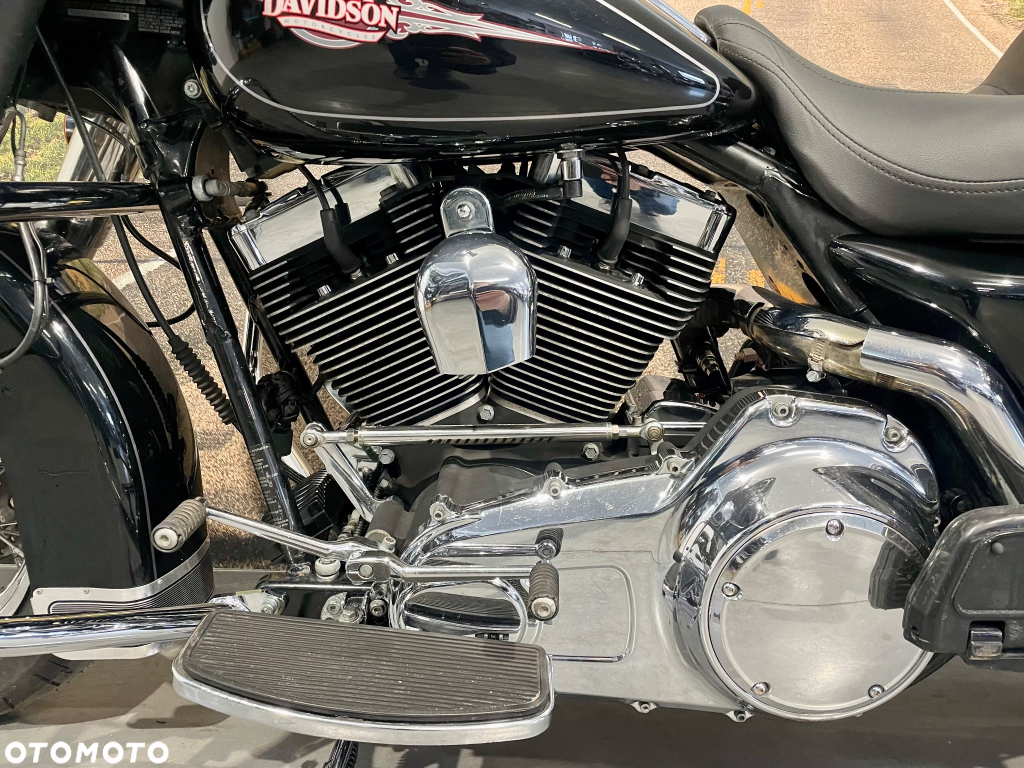 Harley-Davidson Touring Electra Glide - 8