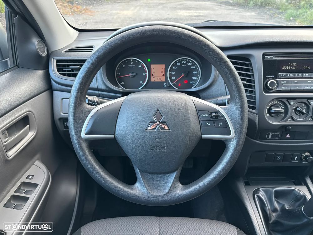 Mitsubishi L200 2.4 DI-D CD Invite 2WD - 13