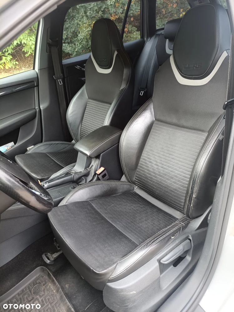 Skoda Octavia 2.0 TDI RS DSG - 9