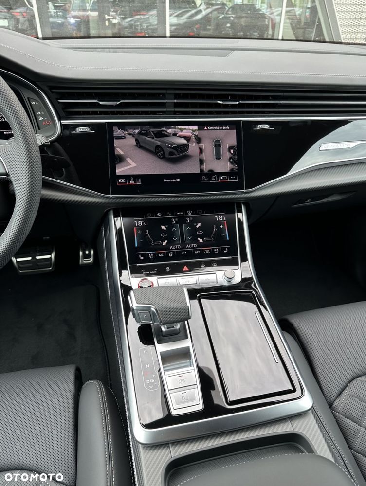 Audi SQ8 - 17