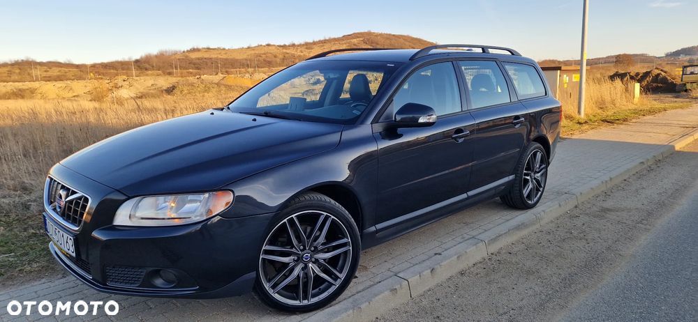 Volvo V70 2.0D Momentum - 1