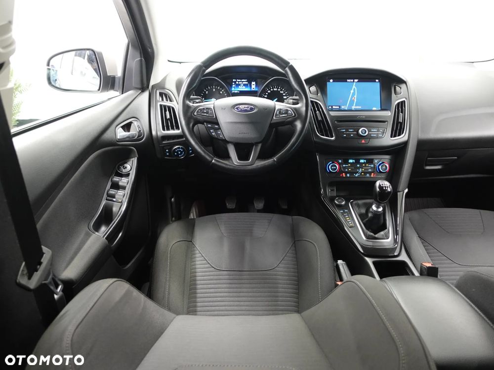 Ford Focus 2.0 TDCi SYNC Edition ASS - 28