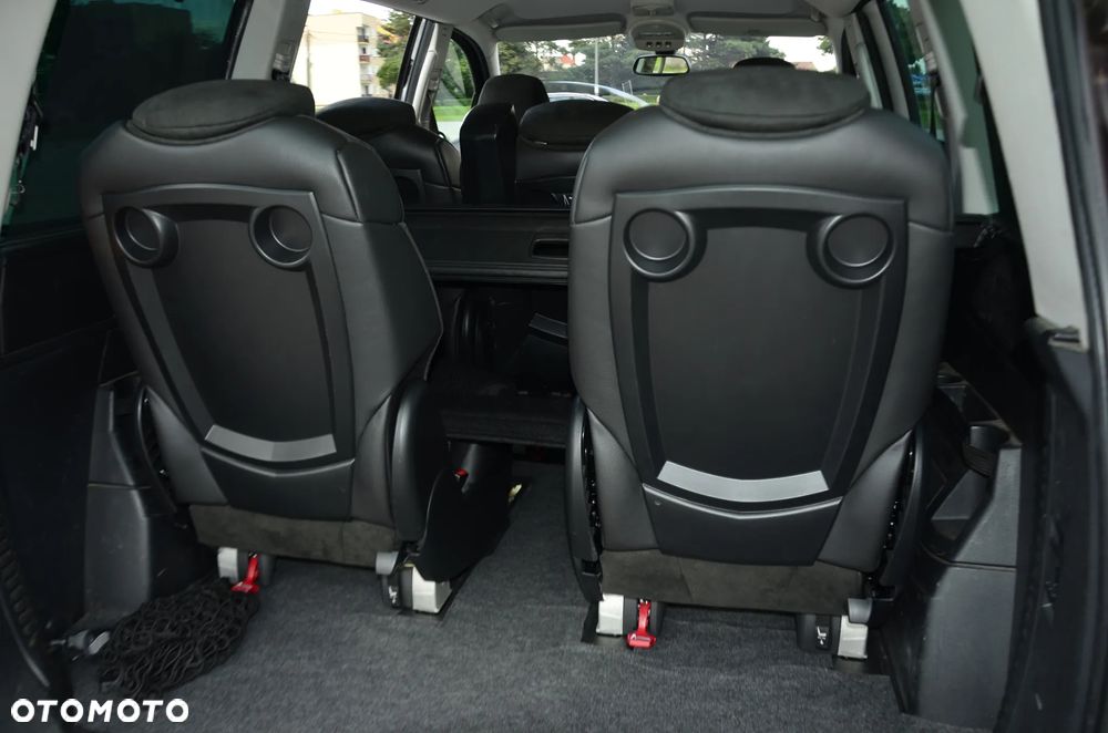 Citroën C8 HDi 165 Exclusive - 27
