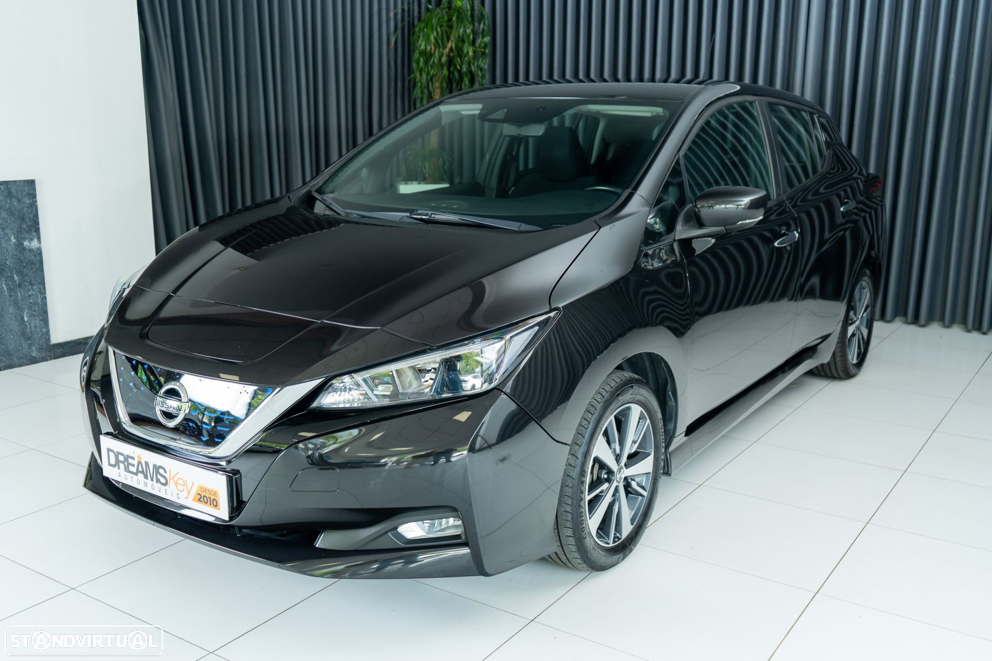 Nissan Leaf N-Connecta - 10