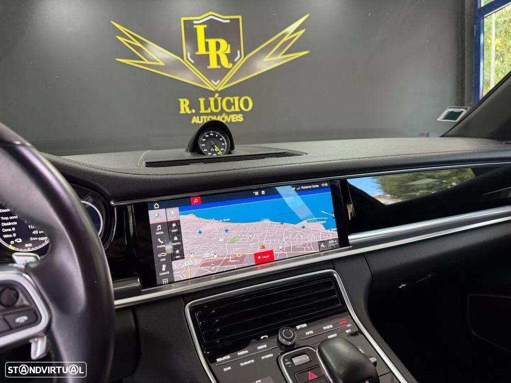 Porsche Panamera Sport Turismo 4 E-Hybrid - 27