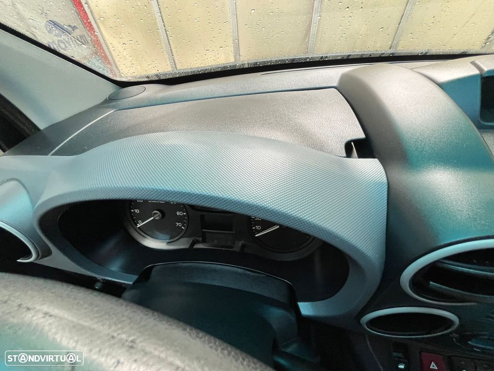 Citroën Berlingo 1.6 BlueHDi Feel - 17