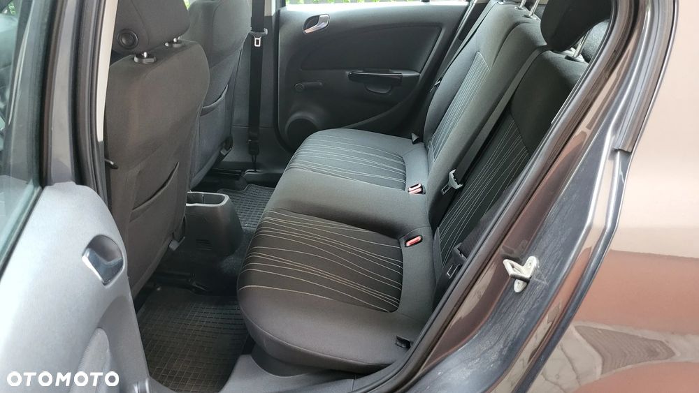 Opel Corsa 1.4 16V Cosmo - 6