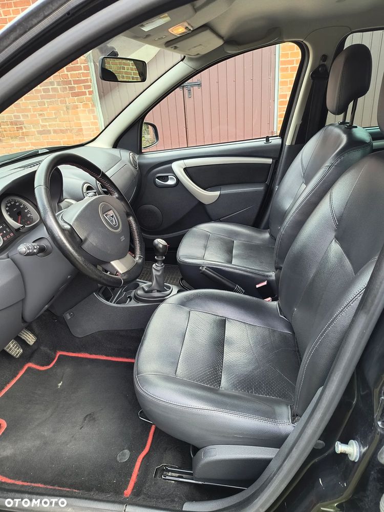 Dacia Duster 1.5 dCi Laureate - 11