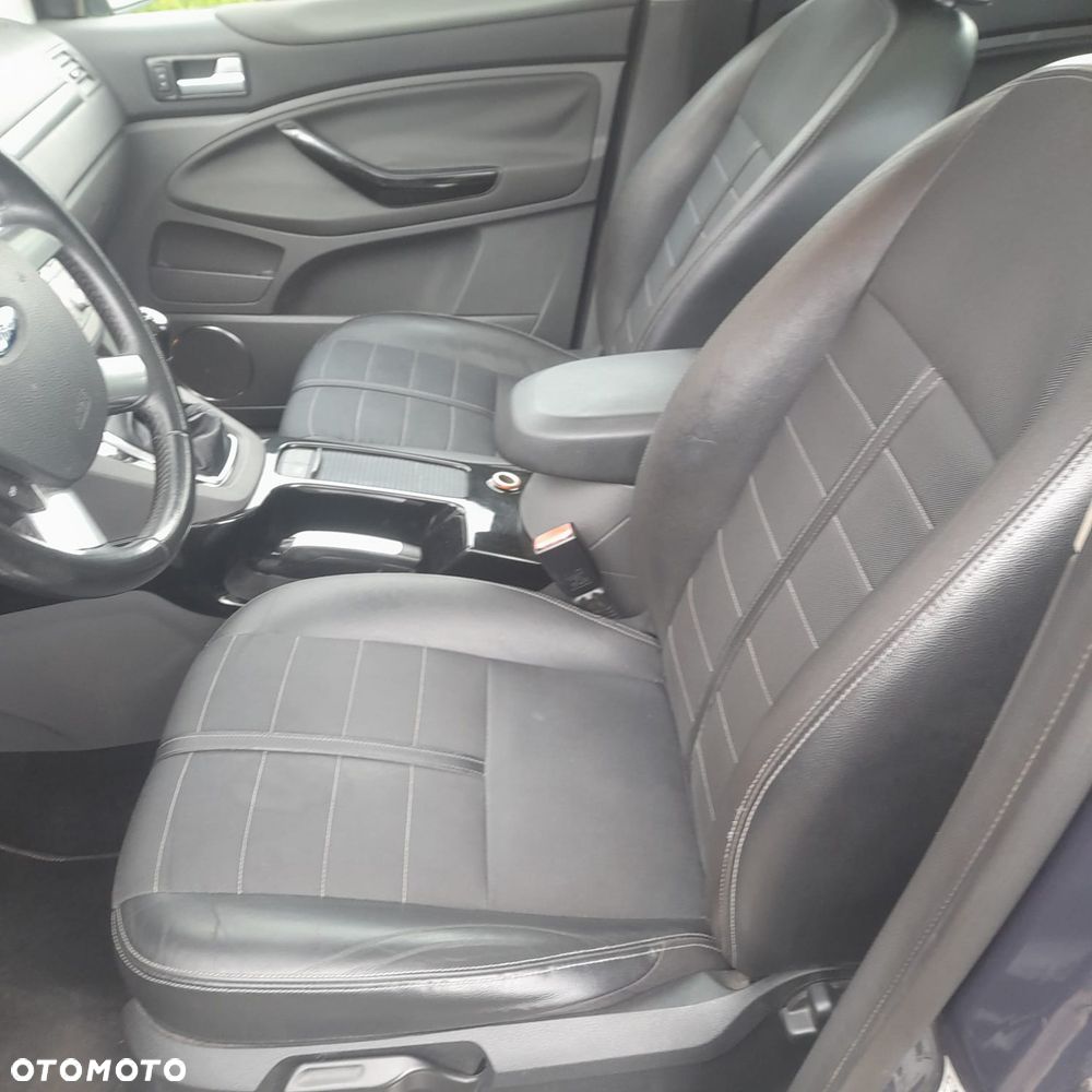 Ford Kuga 2.0 TDCi 4x4 Individual - 29