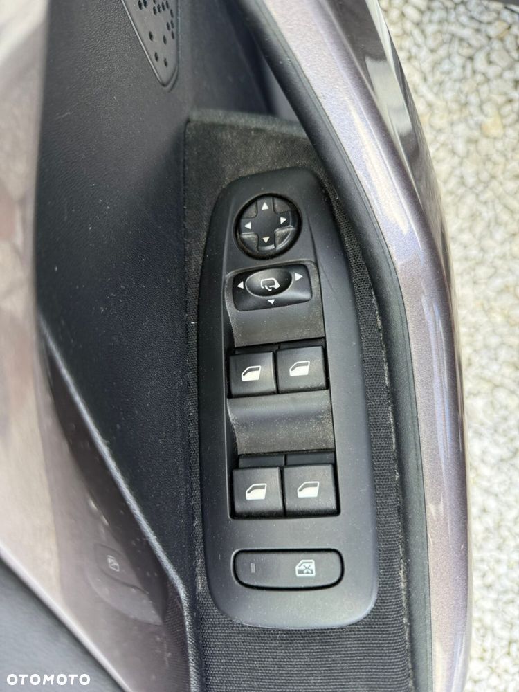 Peugeot 2008 PureTech 82 Active - 17