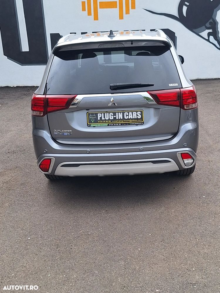 Mitsubishi Outlander PHEV 2.4 L 4X4 Instyle+ - 4