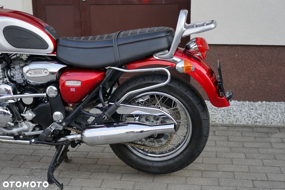 Triumph Thunderbird - 23