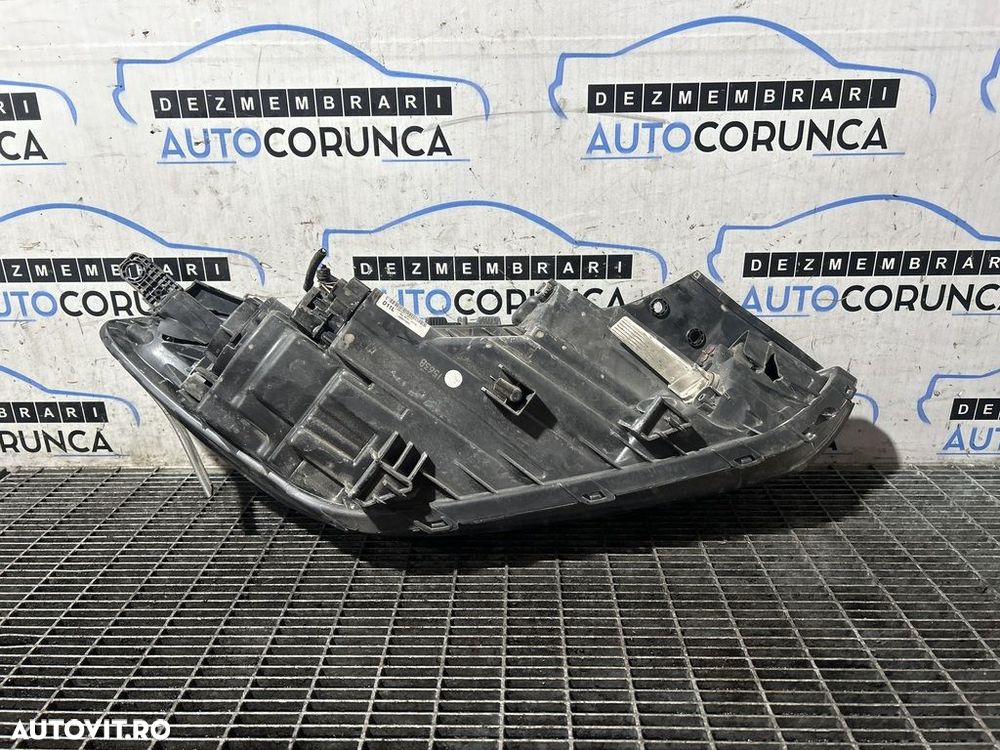 Far Stanga Hyundai Tucson III 2015 - 2018 SUV 4 Usi (1293) Cu lupă - 3