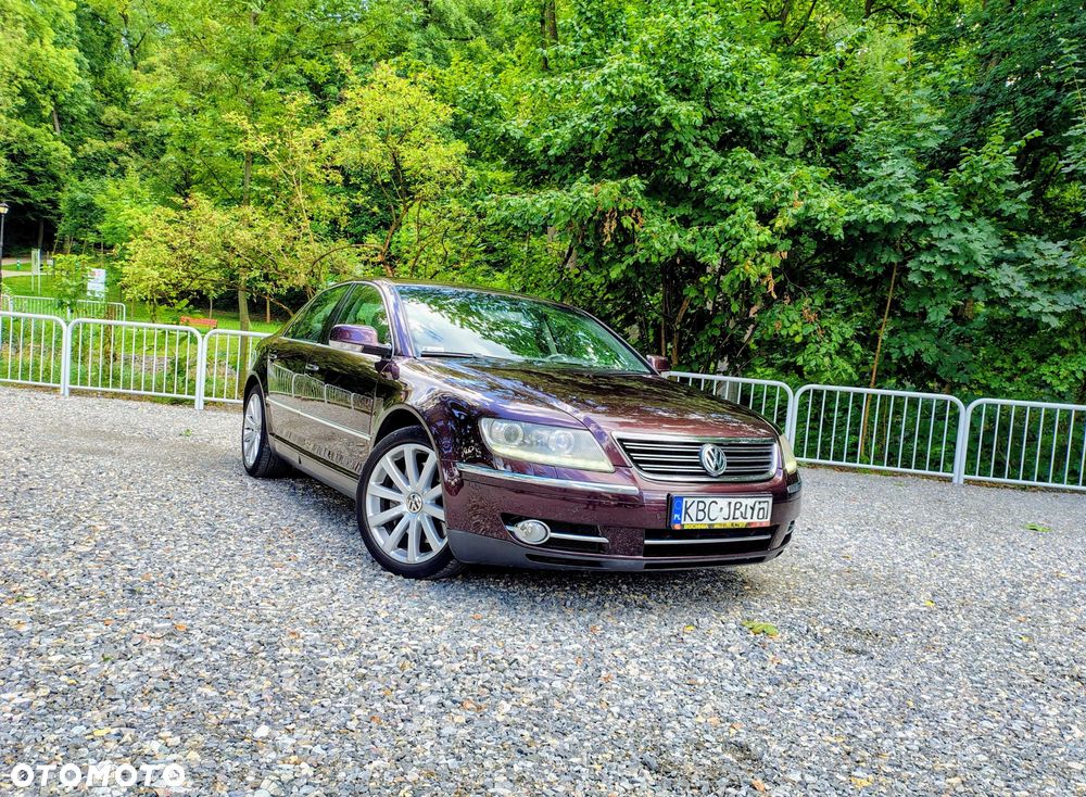 Volkswagen Phaeton - 8