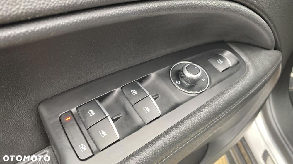 Alfa Romeo Stelvio 2.0 Turbo TI Q4 - 14