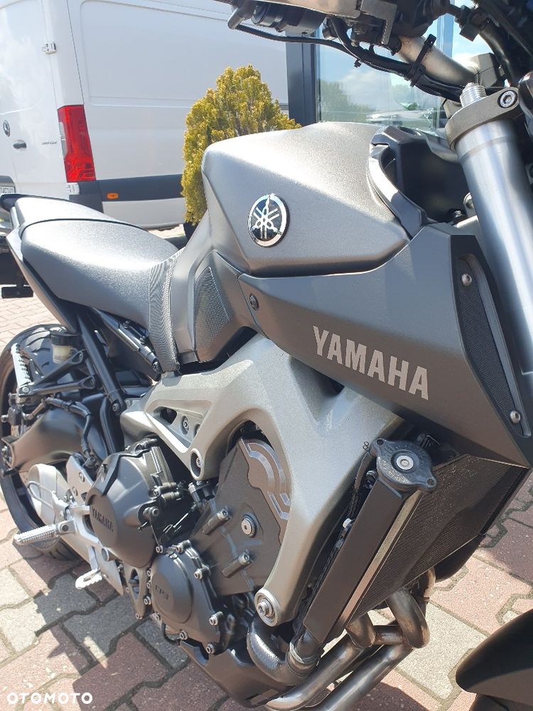 Yamaha MT - 5