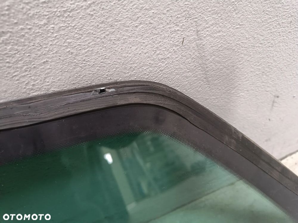 Szyba Karoseryjna Prawa Skoda Kodiaq Prawy Tył Tylna - 10