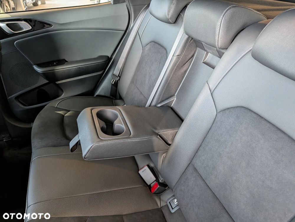 Kia XCeed 1.6 T-GDI GT-Line DCT - 27