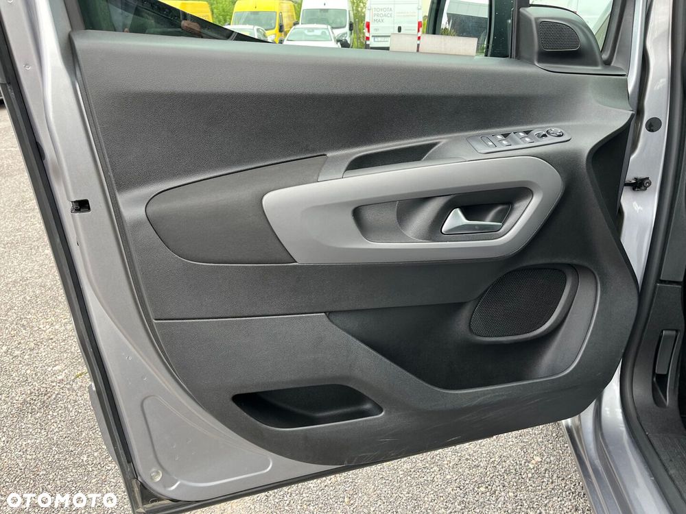 Toyota Proace City Verso 1.5 D-4D Business - 23