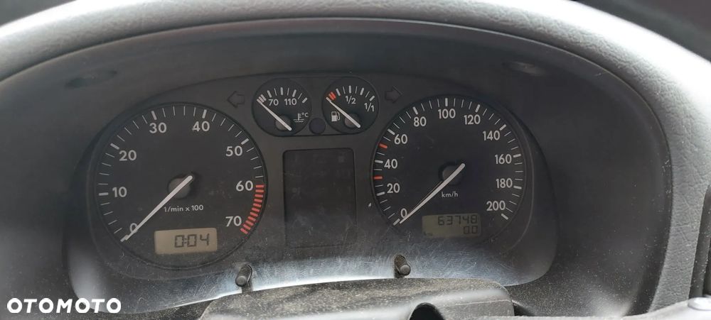 Volkswagen Polo 50 - 6