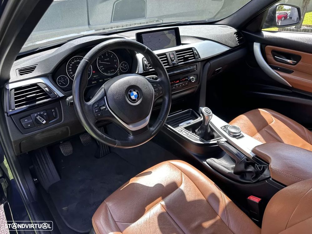 BMW 320 d Luxury Line - 26