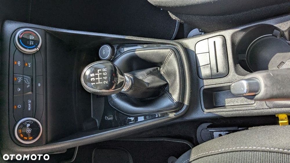 Ford Fiesta 1.0 EcoBoost S&S ACTIVE - 31